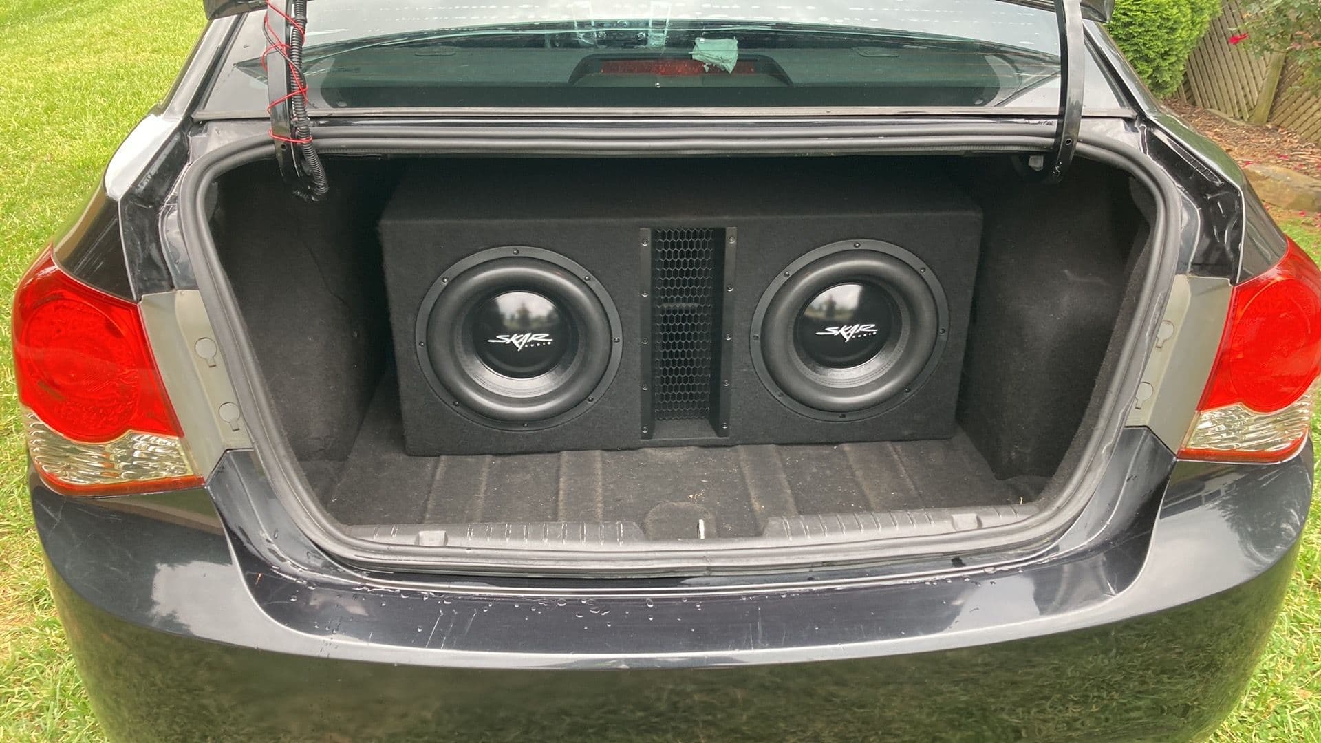 EVL-2X12D4 | Dual 12" EVL Loaded Vented Sub Enclosure