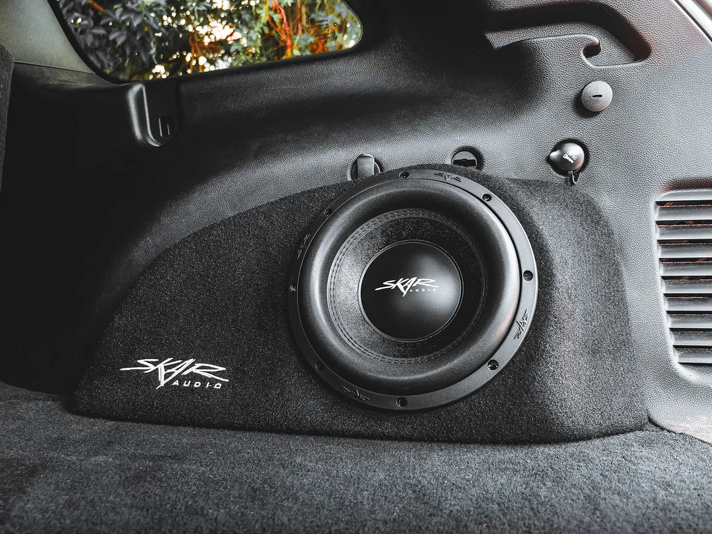 Featured Product Photo 8 for 2011-2021 Jeep Grand Cherokee Compatible Single 10" Sealed Subwoofer Enclosure