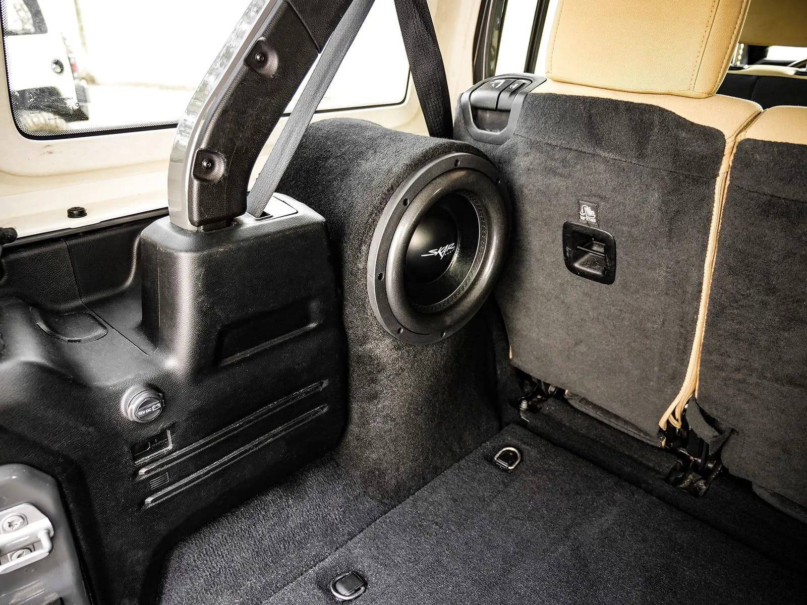 2018-2025 Jeep Wrangler JL 4-Door Compatible Single 10" Sealed Subwoofer Enclosure (Driver Side) #10