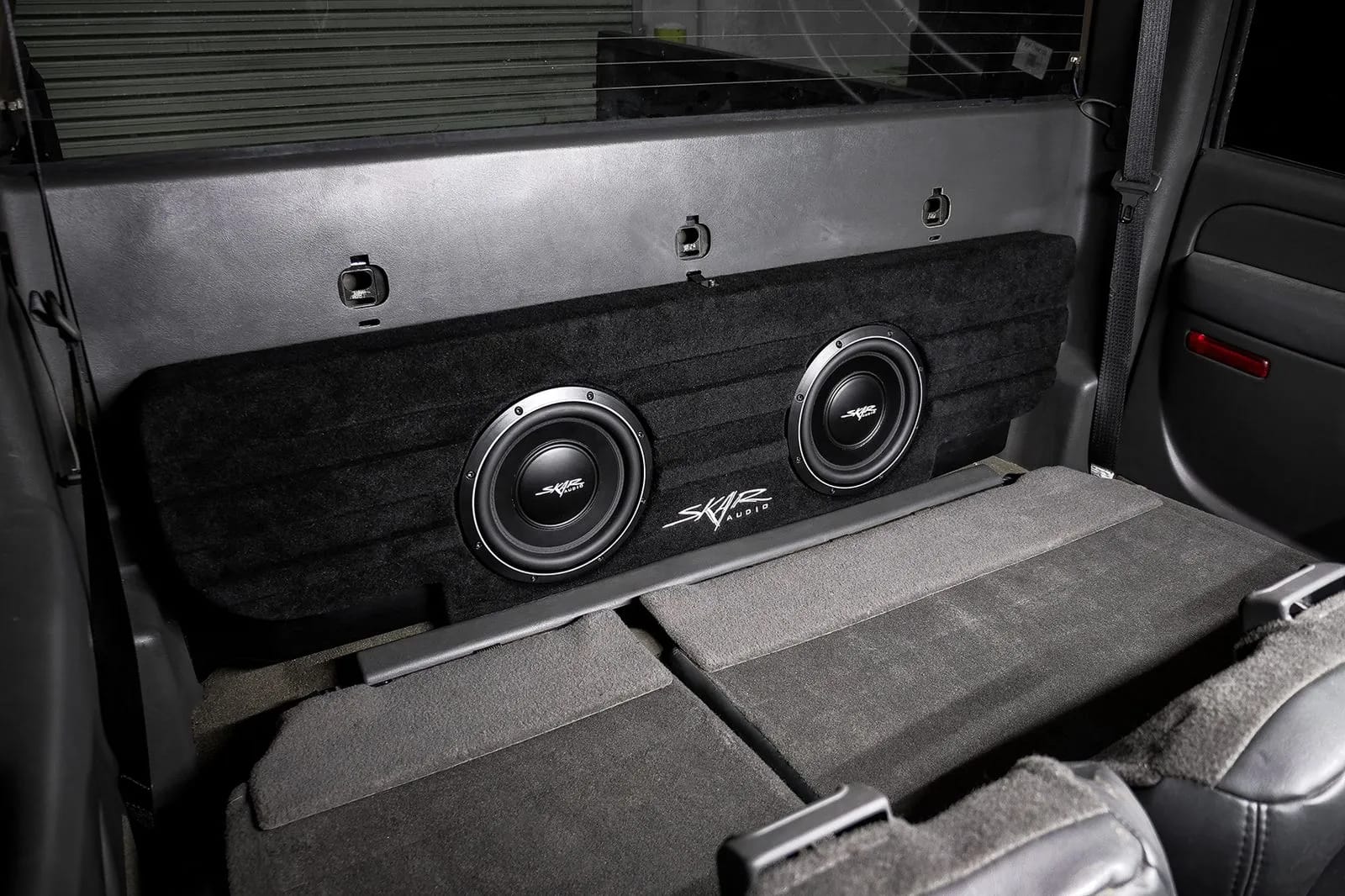 2001-2006 Chevy Silverado & GMC Sierra 1500 Non-HD Crew Cab Compatible Dual 10' Subwoofer Enclosure #10