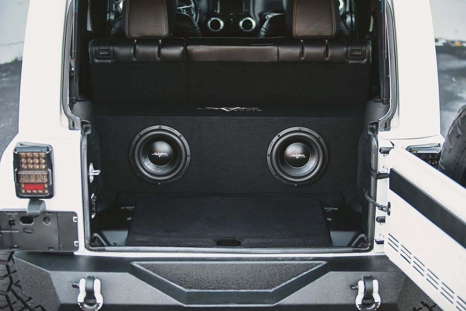 2007-2018 Jeep Wrangler Unlimited (JK) 4-Door Vehicle Compatible Dual 10" Subwoofer Enclosure #11