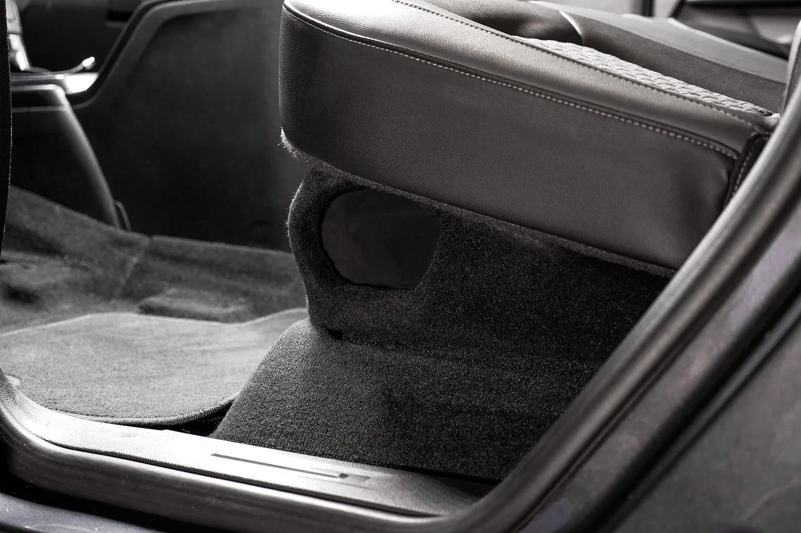 Dual 8" 1,200W Max Power Loaded Ported Subwoofer Enclosure Compatible with 2015-2022 Chevy Colorado/GMC Canyon Crew Cab Trucks #12