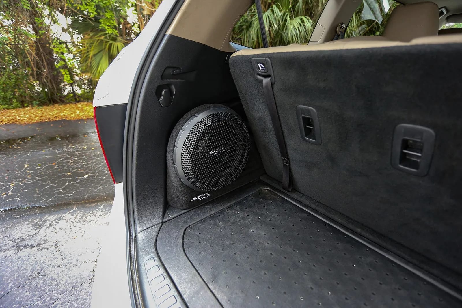 Single 10" 1,000W Max Power Loaded Subwoofer Enclosure Compatible with 2016-2022 Honda Pilot Vehicles #11