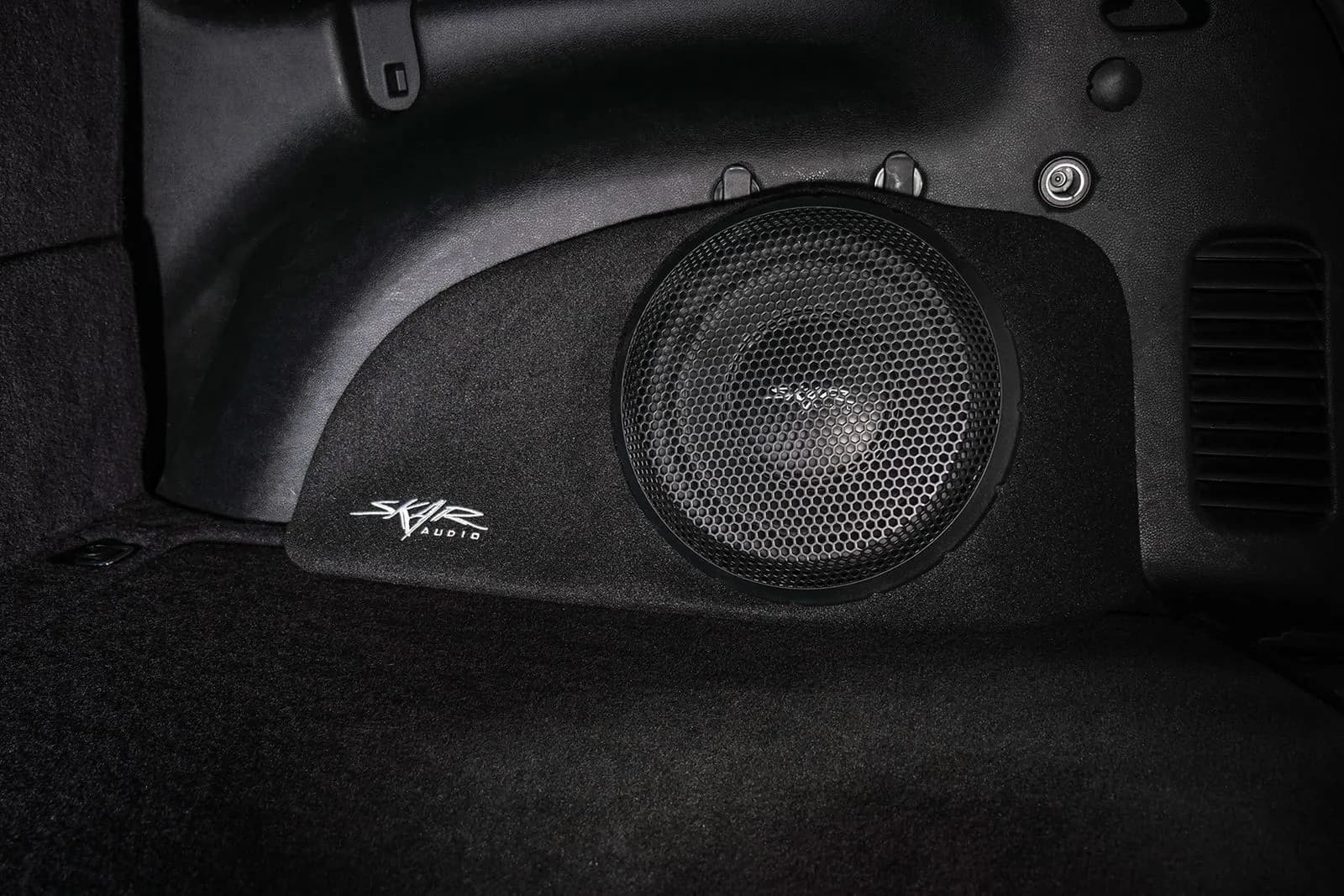 Featured Product Photo 9 for Single 10" 1,000W Max Power Loaded Subwoofer Enclosure Compatible with 2011-2021 Jeep Grand Cherokee Vehicles