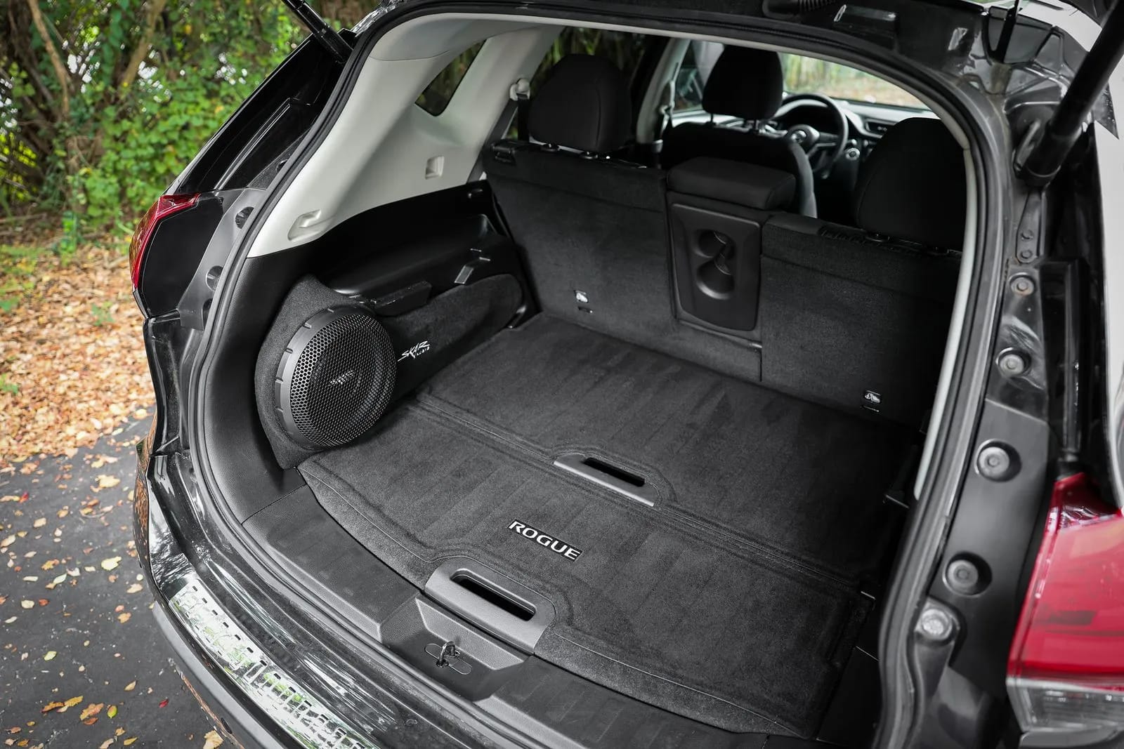 Single 10" 1,000W Max Power Loaded Subwoofer Enclosure Compatible with 2014-2020 Nissan Rogue Vehicles #10