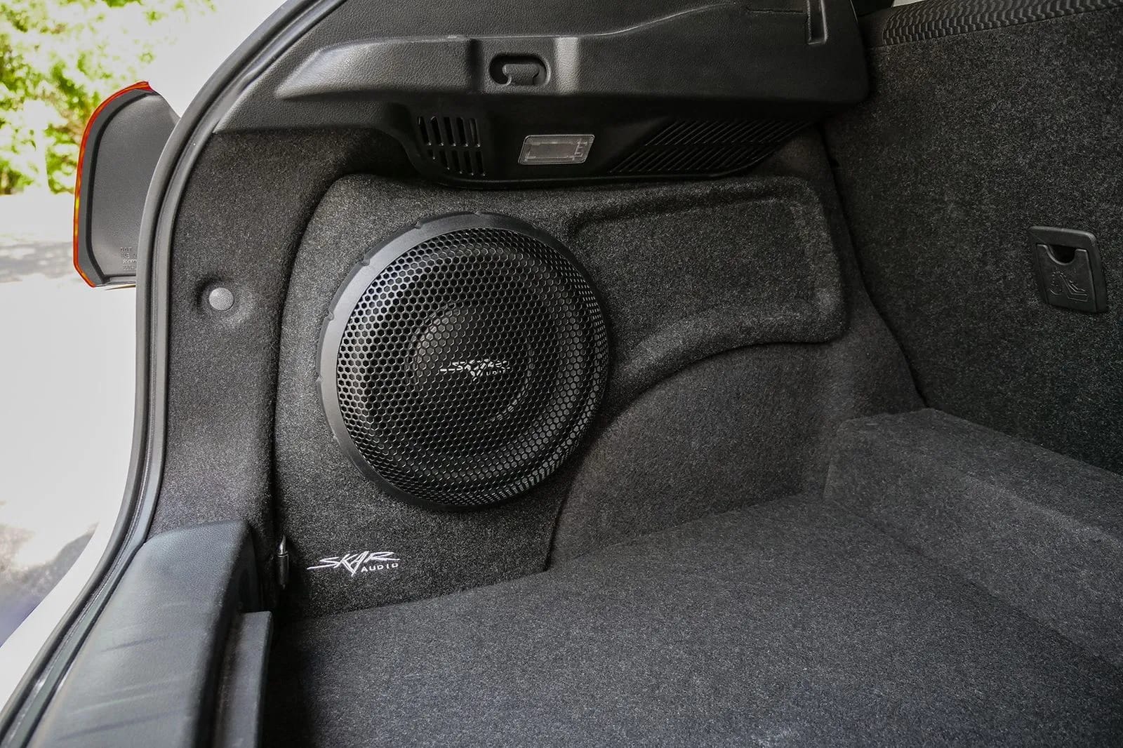 Single 10" 1,000W Max Power Loaded Subwoofer Enclosure Compatible with 2017-2022 Nissan Rogue Sport Vehicles #10