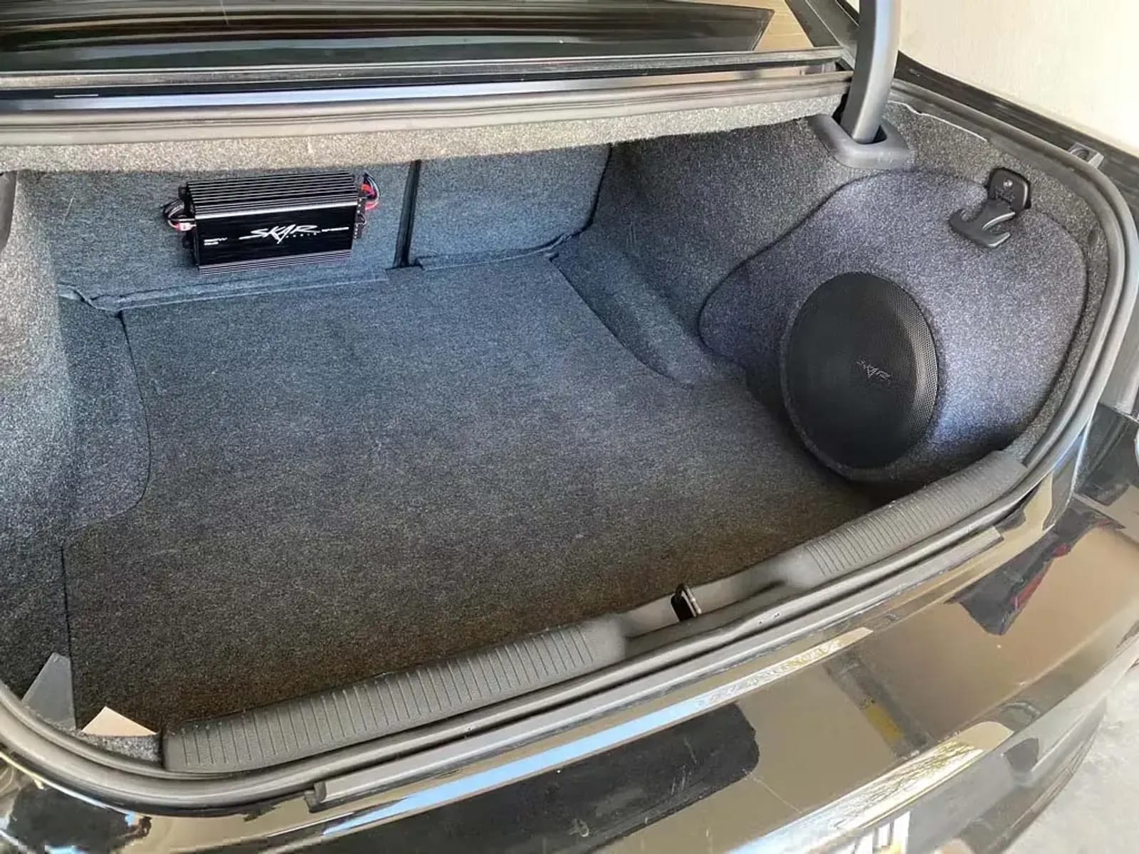 Single 10" Loaded Subwoofer Enclosure - Fits 2015-2020 Dodge Charger #10