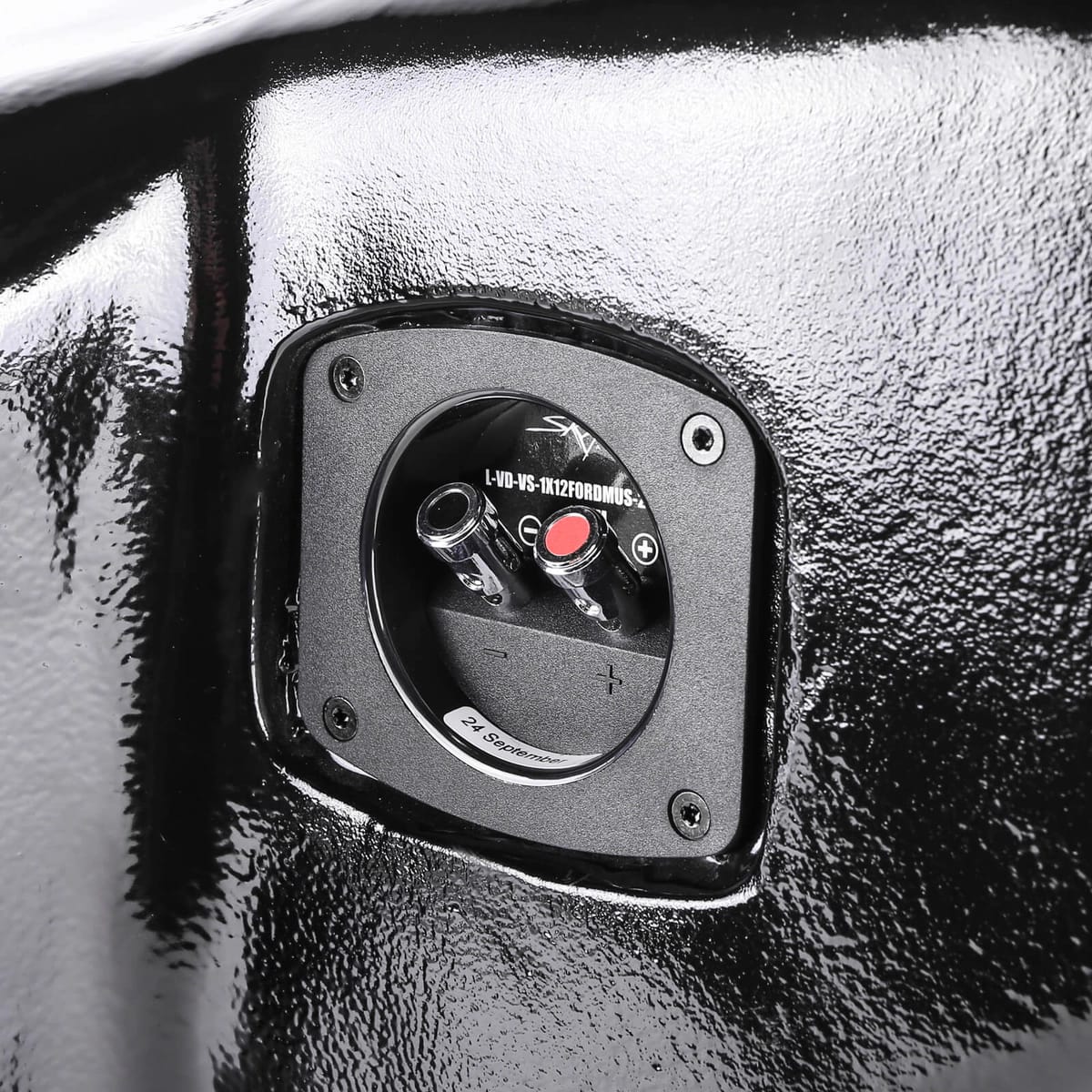 Single 12" 800W Max Power Loaded Subwoofer Enclosure Compatible with 2015-2025 Ford Mustang Hardtop Vehicles #5