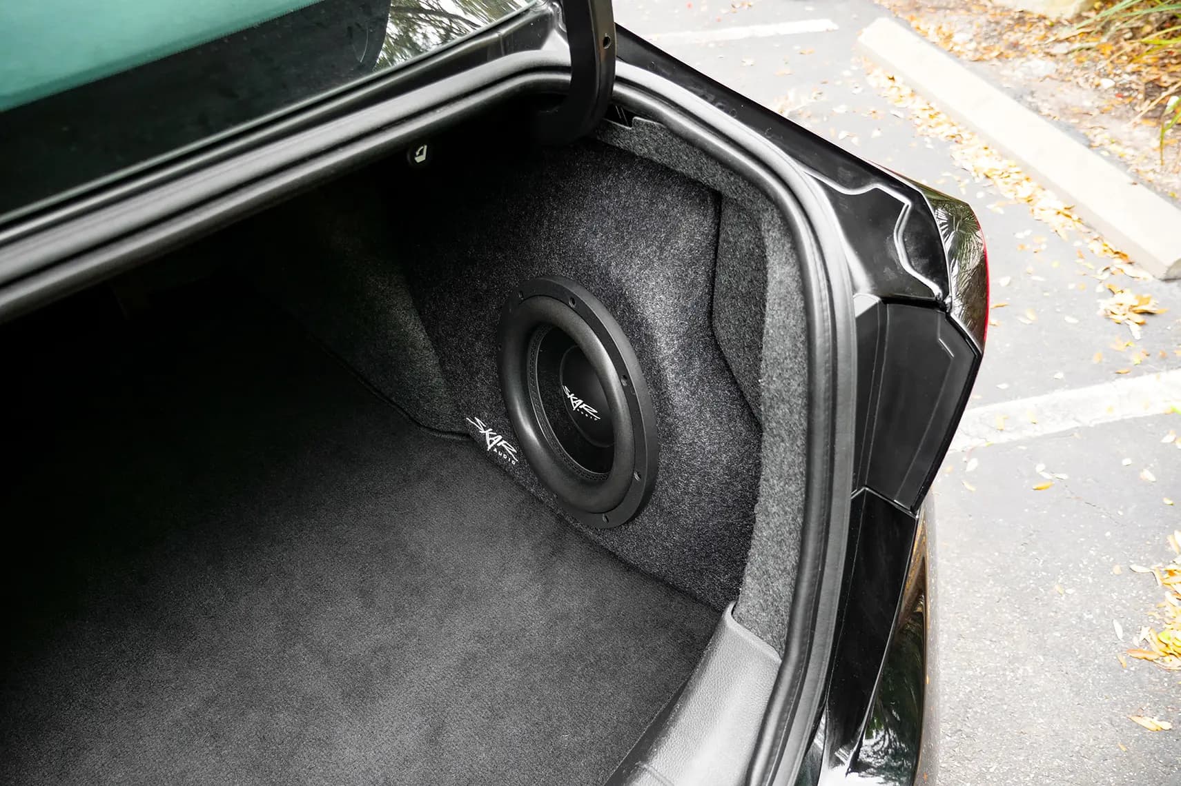 Skar Audio VS-1X10NISALT-2019-UP enclosure installation example — view 3