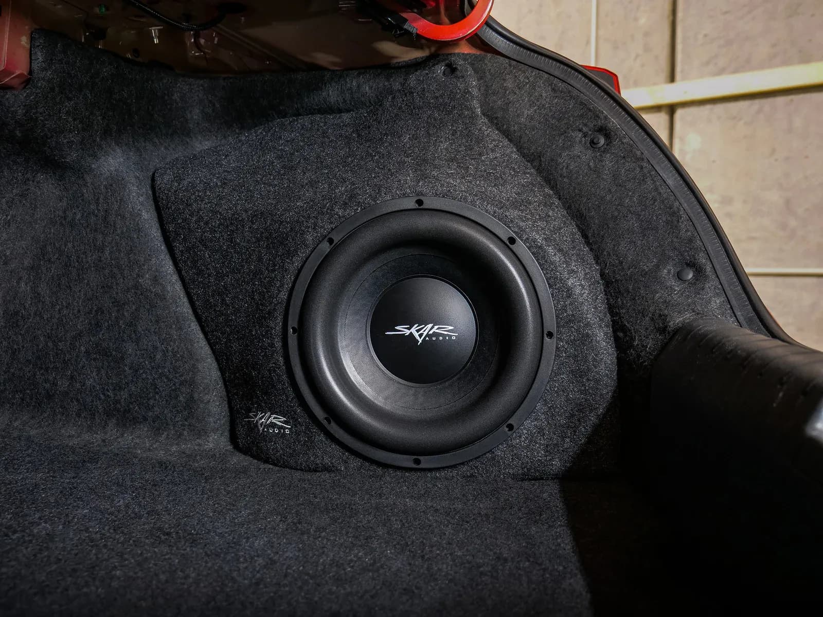 Skar Audio VS-1X12HONCIV-2016-2021-SDN enclosure installation example — view 3