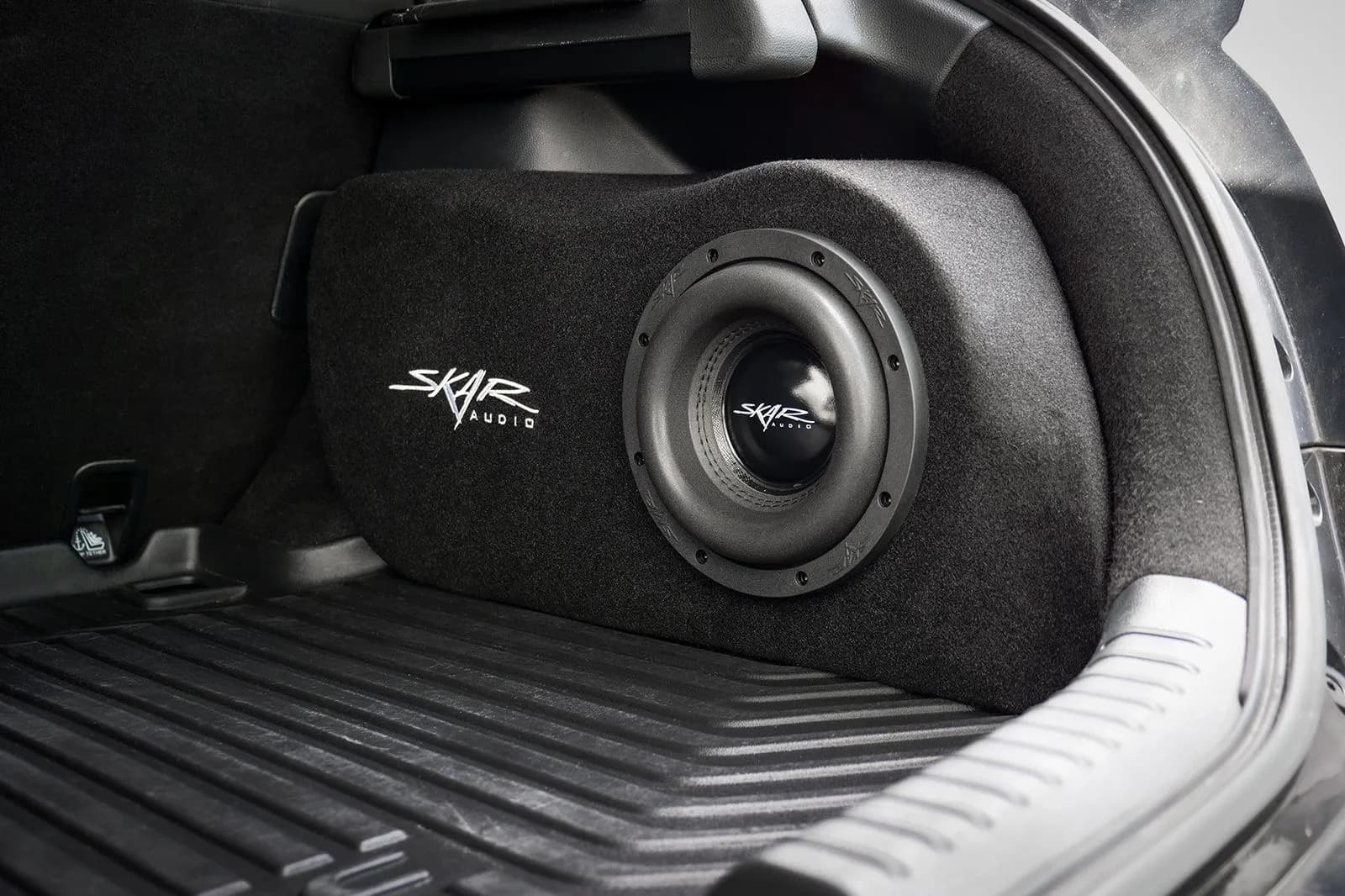 Skar Audio VS-1X8HONCIV-2017-2021-HB enclosure installation example — view 4