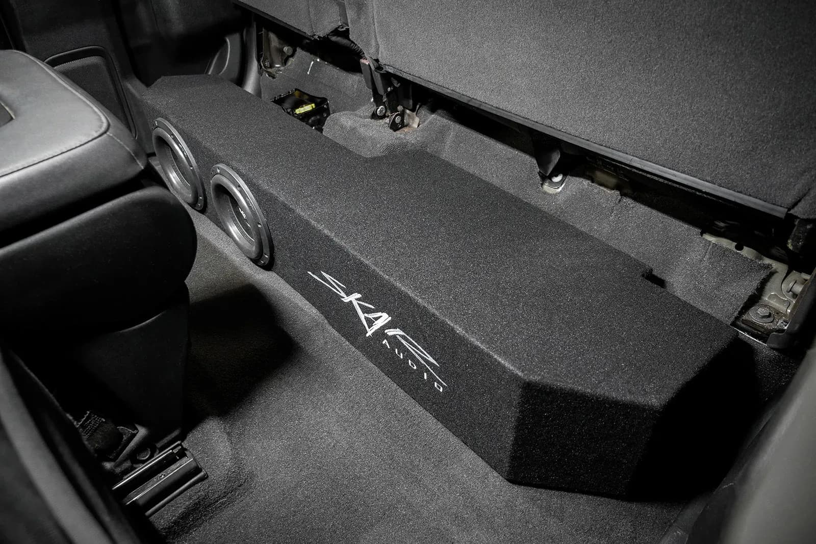 Skar Audio VS-2X8GM-2019-UP-DCAB-V enclosure installation example — view 2