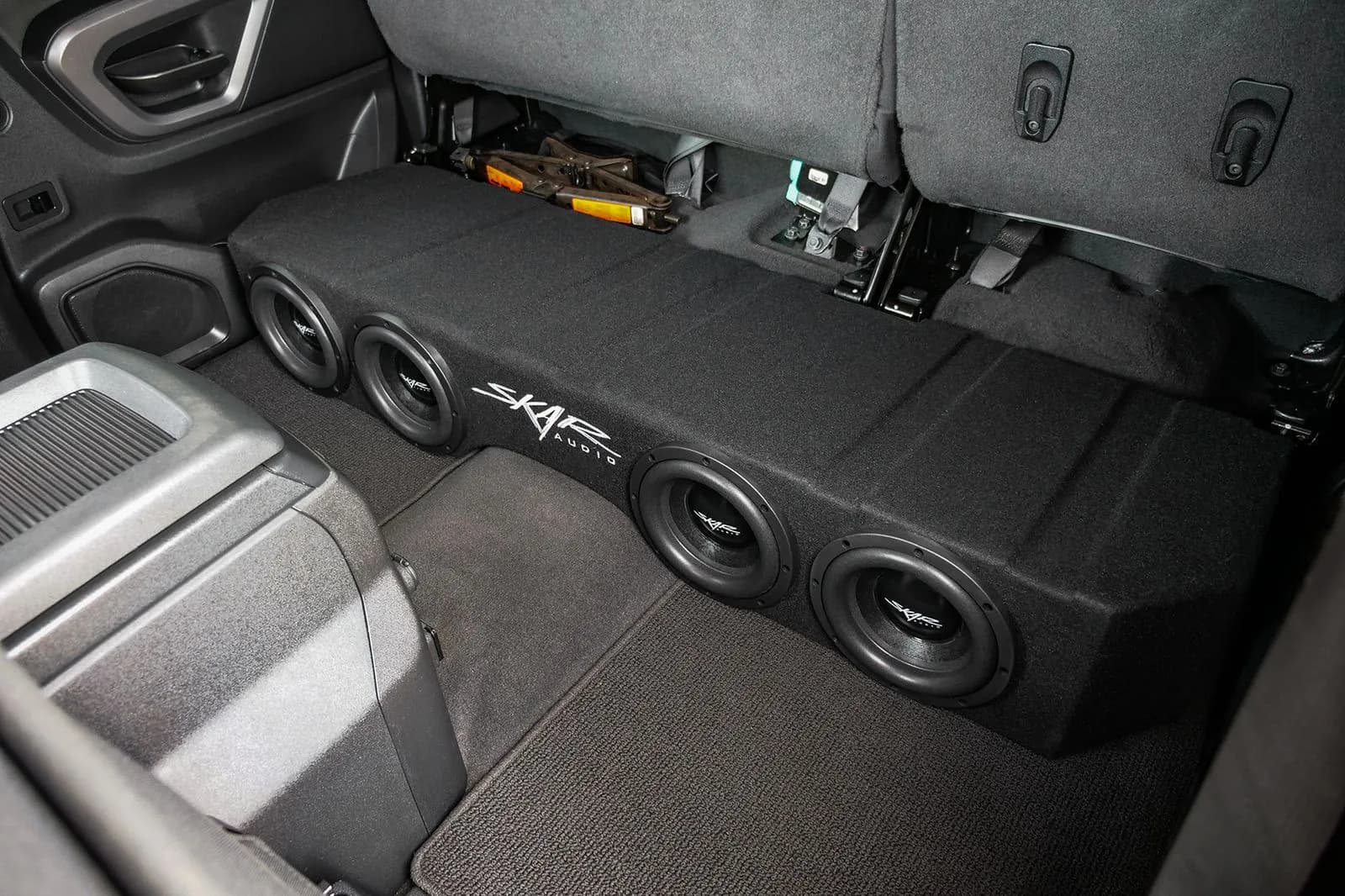 Skar Audio VS-4X8NISTTN-2004-2015-CREWCAB-V enclosure installation example — view 3