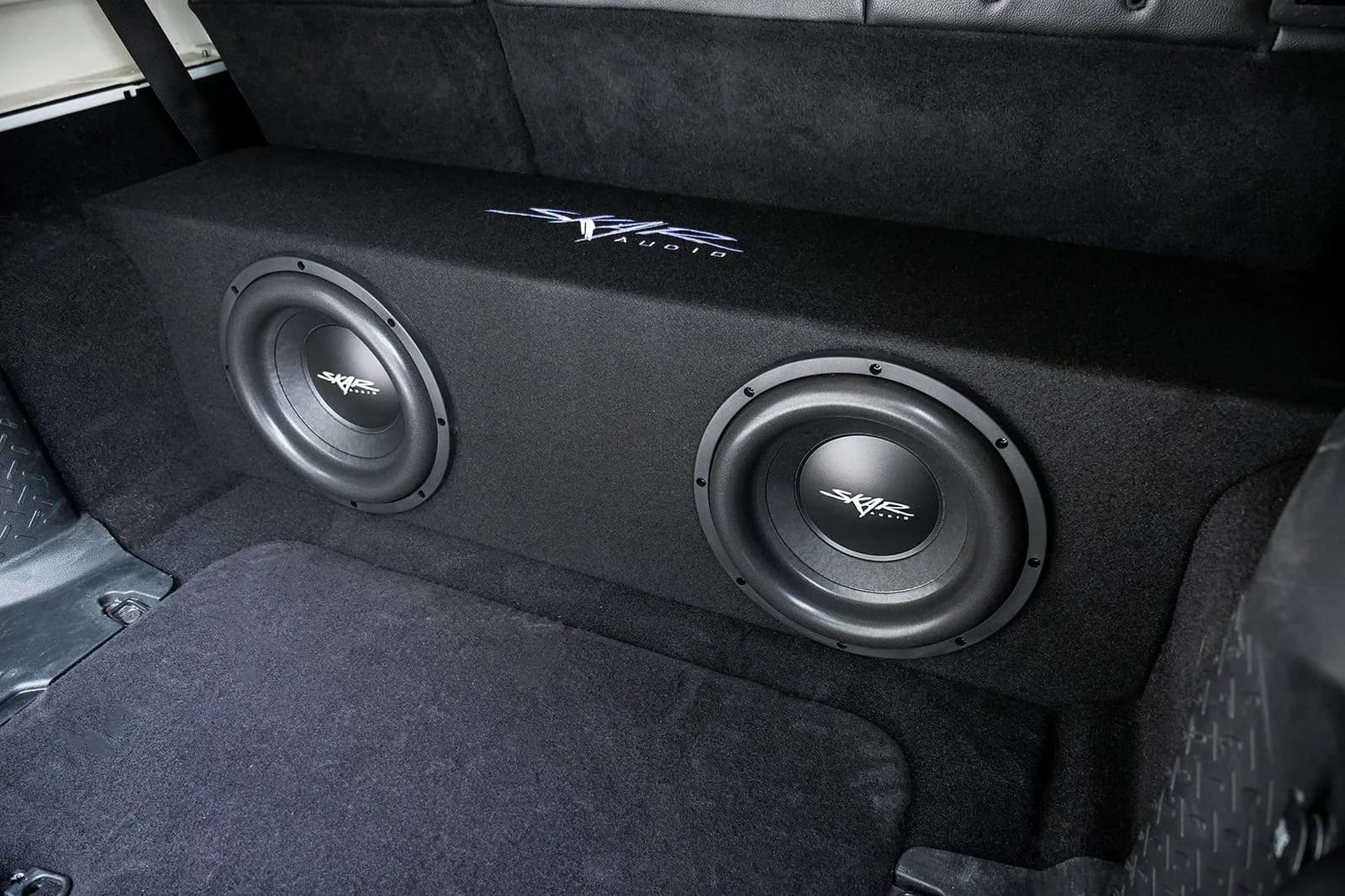 Skar Audio L-SDR-VS-2X12JW-2007-2018-4DR-BS enclosure installation example โ view 2