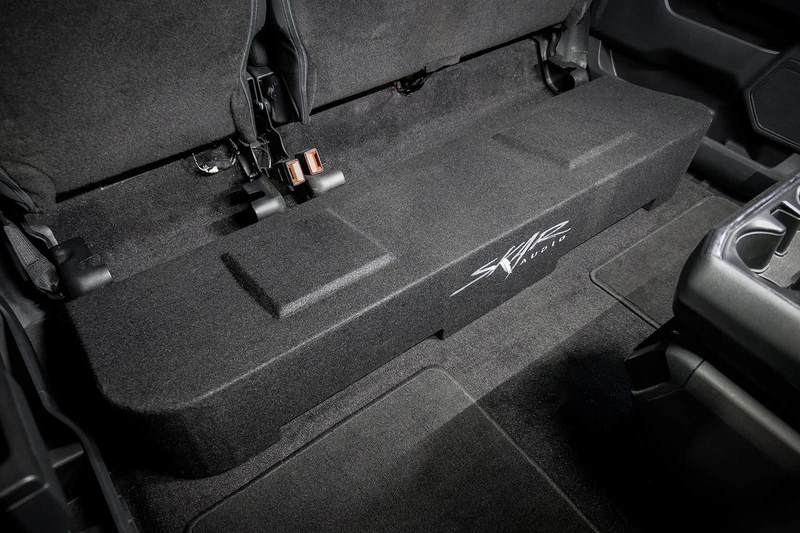 Skar Audio L-VD-VS-2X12FORD-2015-UP-SUPERCREWCAB enclosure installation example — view 3