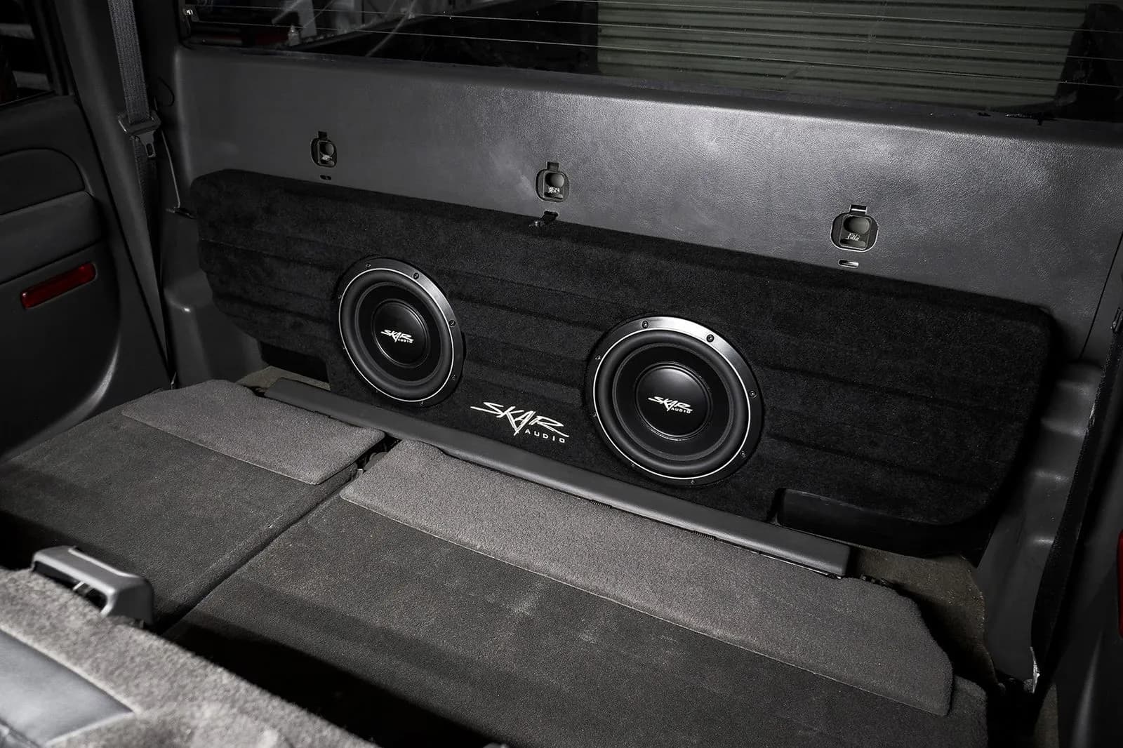 Skar Audio L-VS-2X10GM-2001-2006-CREWCAB-NOHD-BSv2 enclosure installation example — view 1